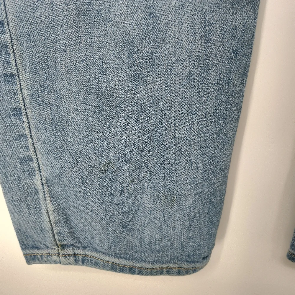 Levis classic light